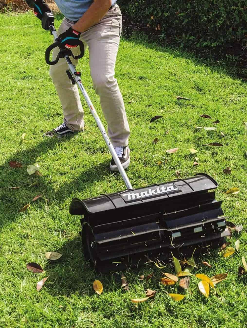 Makita Couple Shaft Paddle Sweep