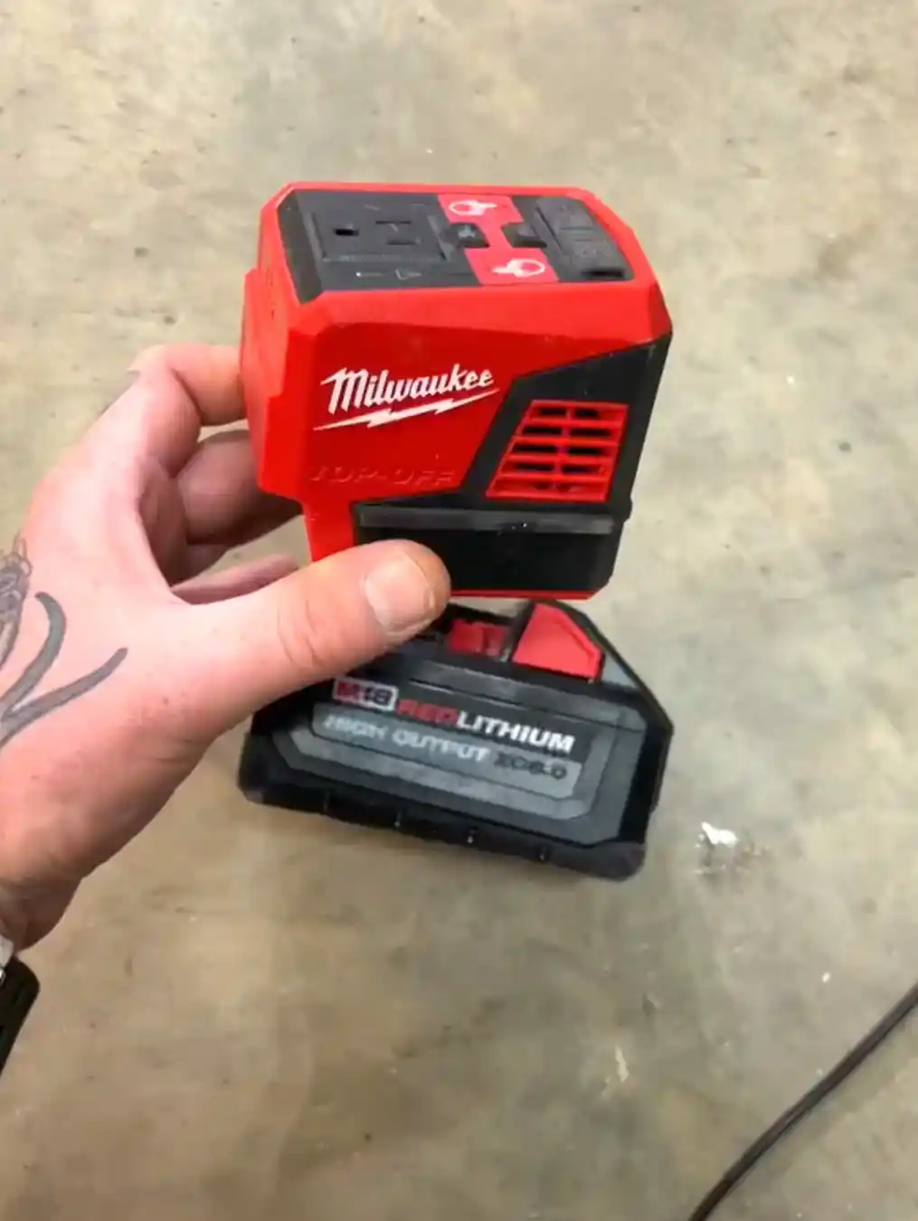 Milwaukee HIGH OUTPUT 18v 8.0 Ah Lithium-Ion Battery